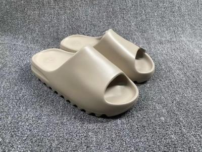 wholesale quality yeezy slide model no. 6