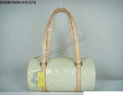 Louis Vuitton 91006 beige white