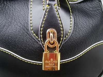 discount louis vuitton handbags suhali leather m95624 black wholesale