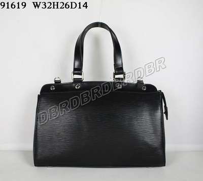 Louis Vuitton M91619 black