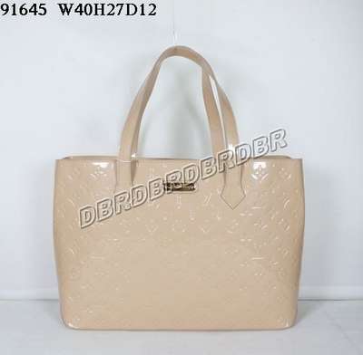 Louis Vuitton M91645 light pink