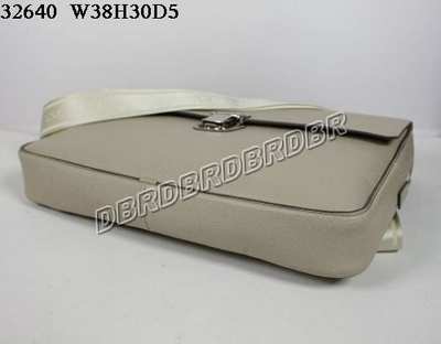 discount louis vuitton handbags taiga 32640 beige white wholesale