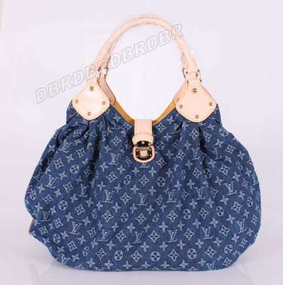 Louis Vuitton M95515 blue