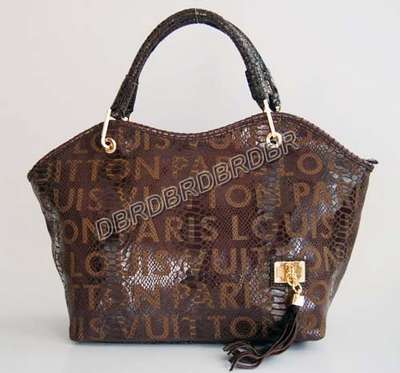 Louis Vuitton M95017 sfei