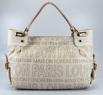 Louis Vuitton M95132 beige white