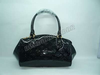 Louis Vuitton M91491 black